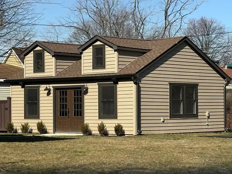 3-car-reverse-gabel-roof-garages-skokie-2